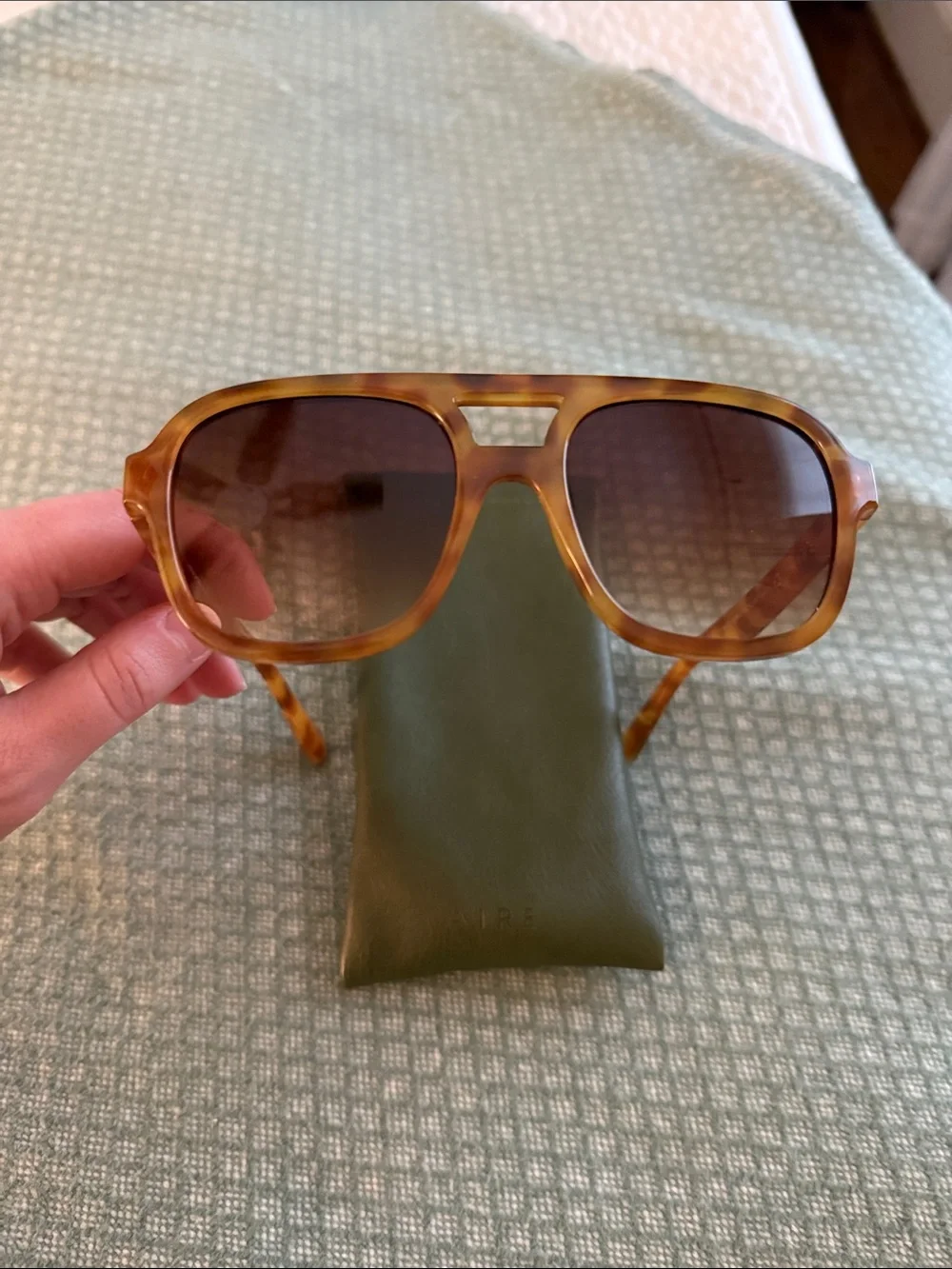 AIRE Brown Tortoiseshell Women's Sunglasses with Gradient Lenses